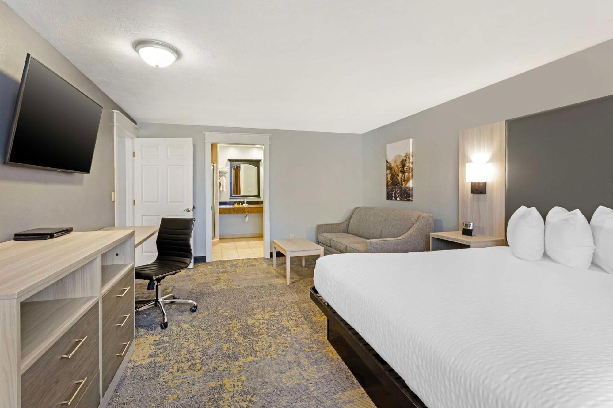 Best Western Plus Weston Inn Logan Exterior photo
