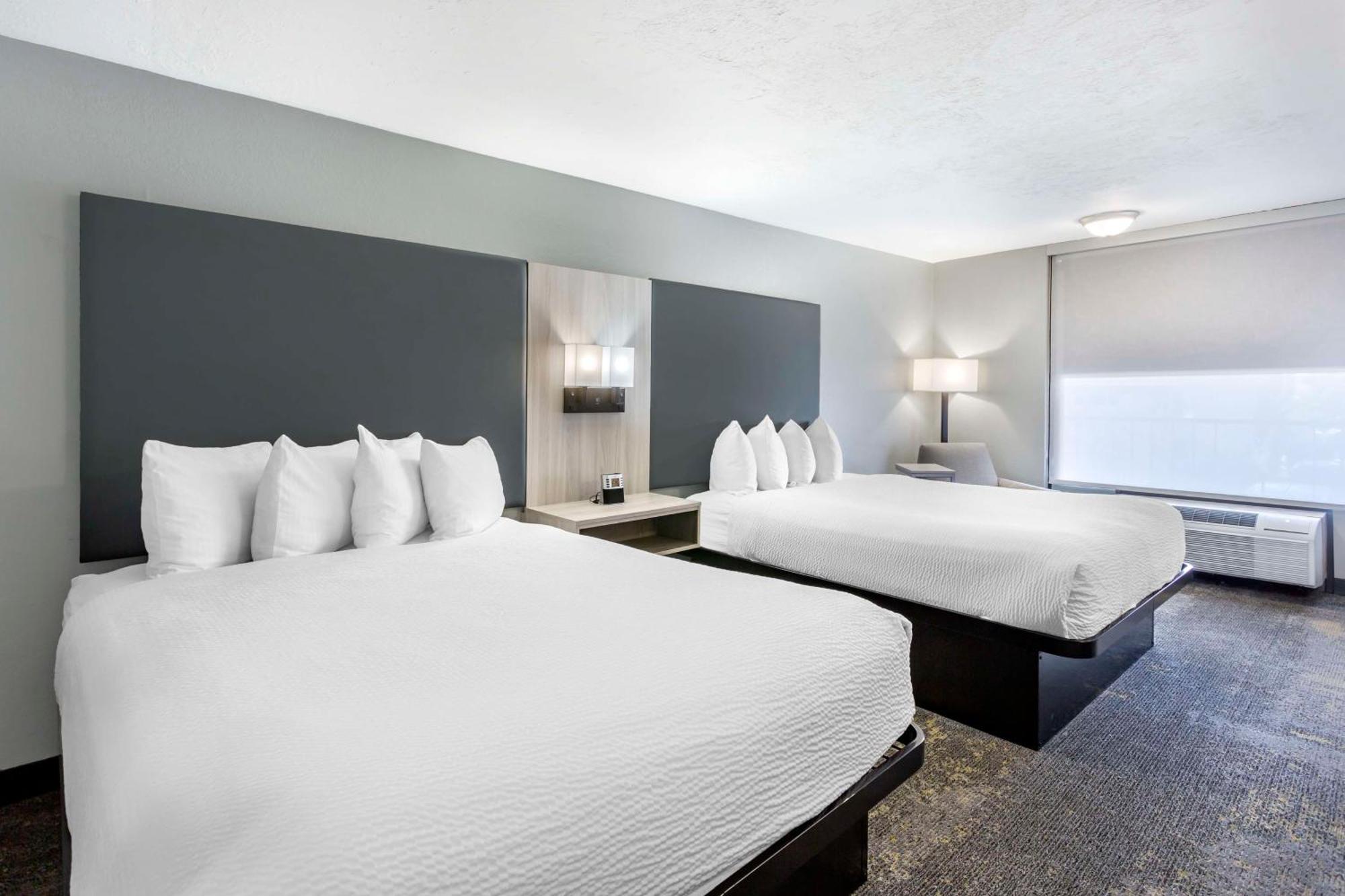 Best Western Plus Weston Inn Logan Exterior photo